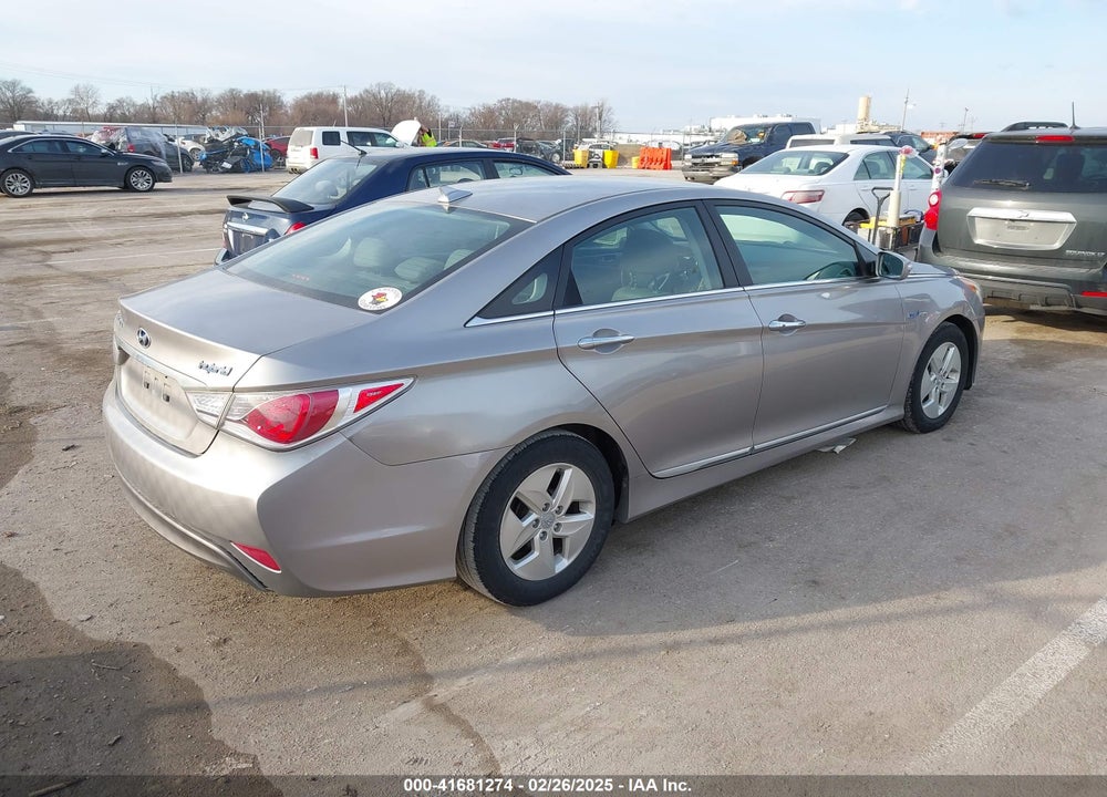 2012 HYUNDAI SONATA HYBRID VIN: KMHEC4A42CA054772