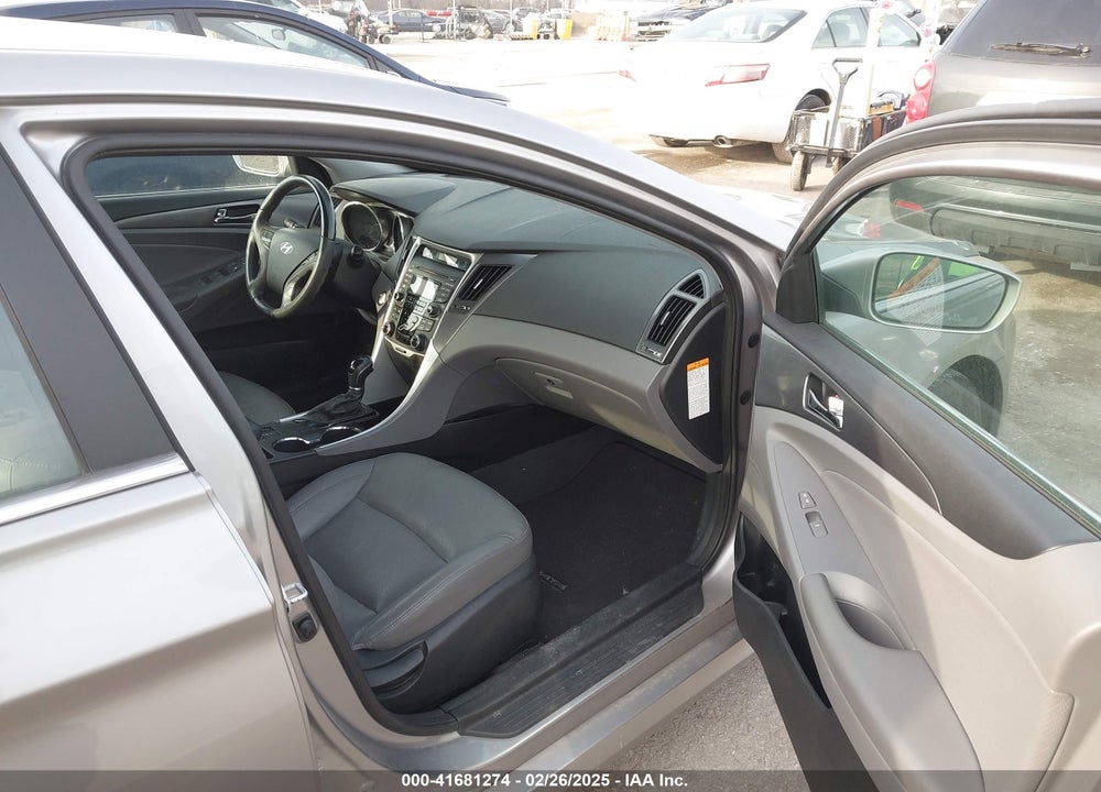 2012 HYUNDAI SONATA HYBRID VIN: KMHEC4A42CA054772
