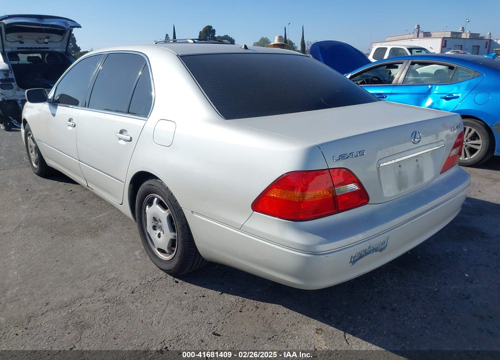 2002 LEXUS LS 430 VIN: JTHBN30F920082053
