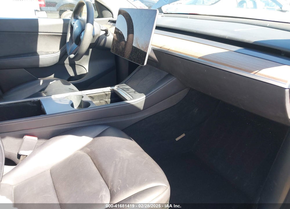 2021 TESLA MODEL Y VIN: 5YJYGDEE5MF297624