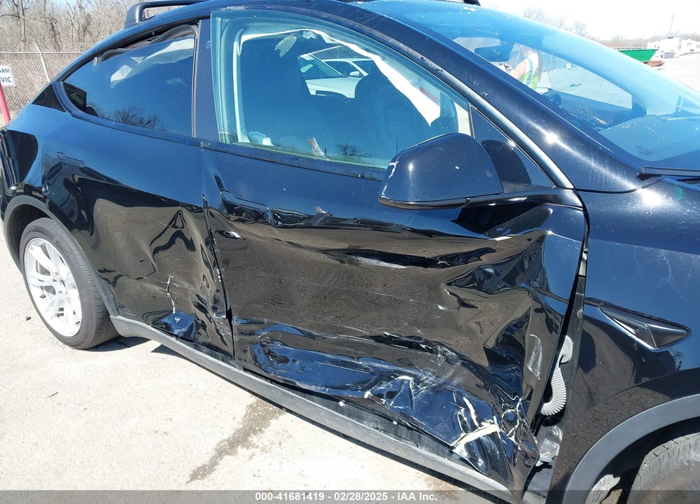 2021 TESLA MODEL Y VIN: 5YJYGDEE5MF297624