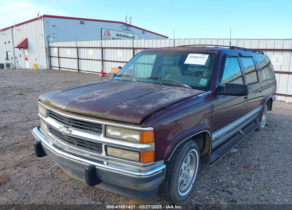 1994 CHEVROLET SUBURBAN C1500 VIN: 1GNEC16K3RJ353472