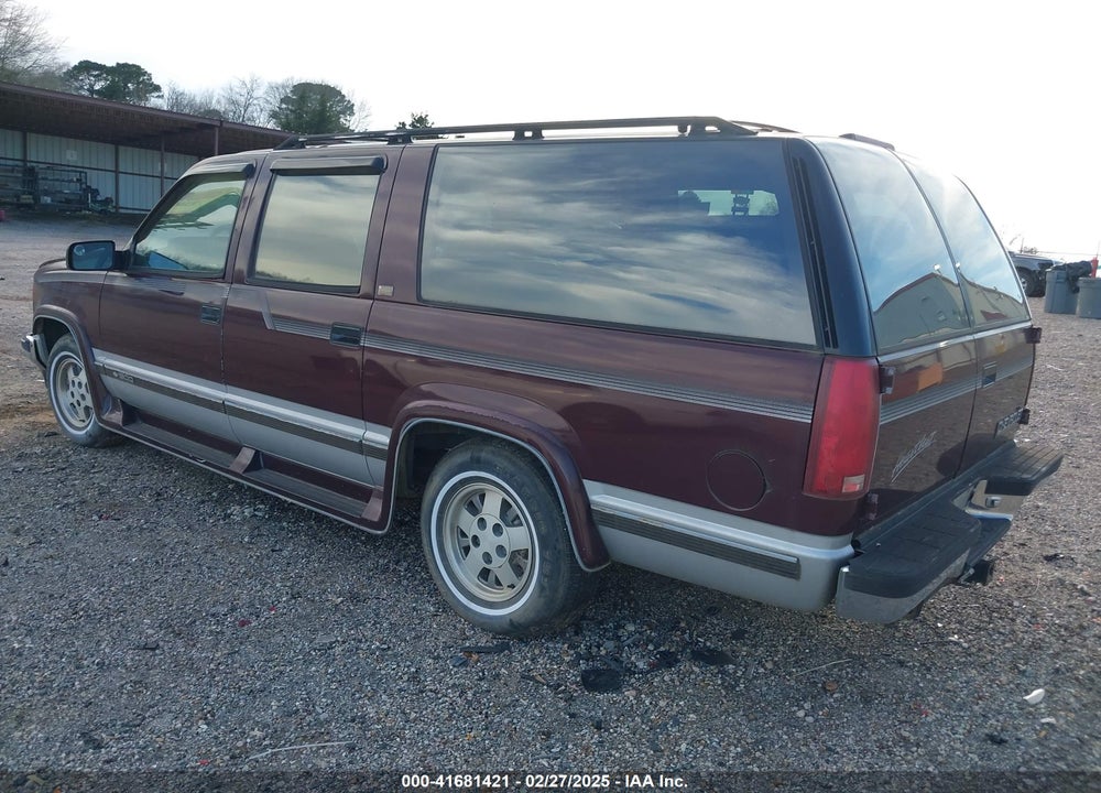 1994 CHEVROLET SUBURBAN C1500 VIN: 1GNEC16K3RJ353472