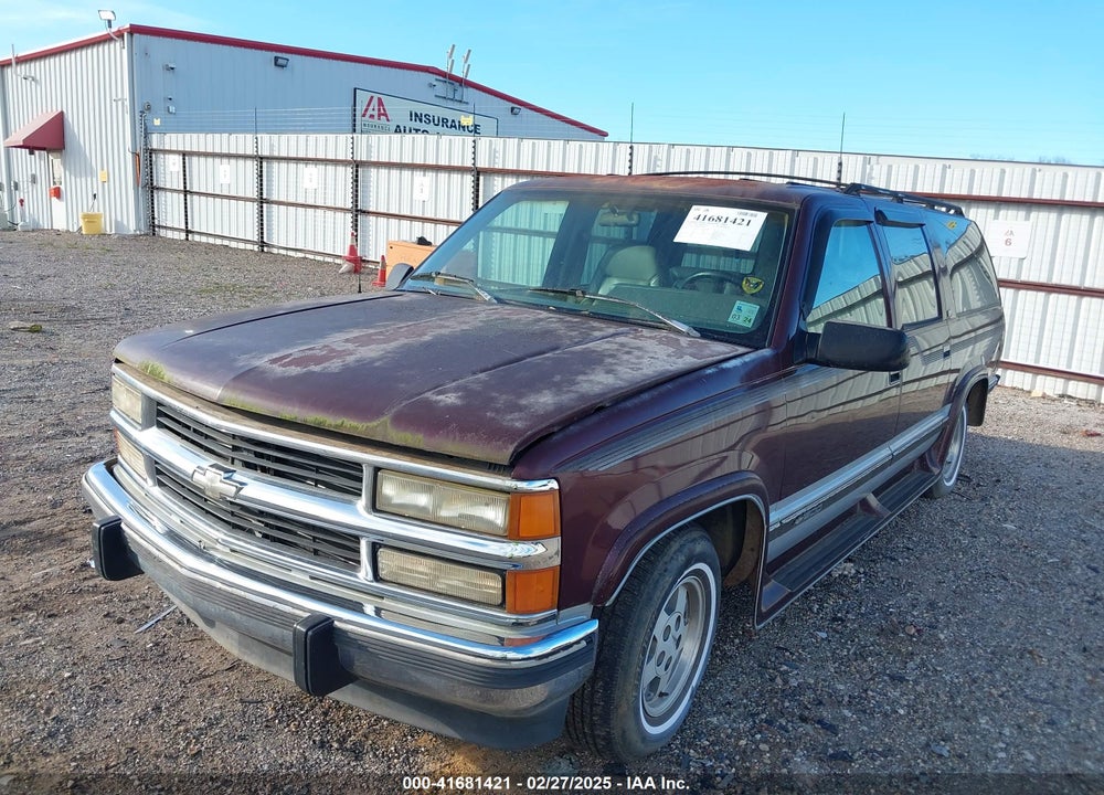 1994 CHEVROLET SUBURBAN C1500 VIN: 1GNEC16K3RJ353472