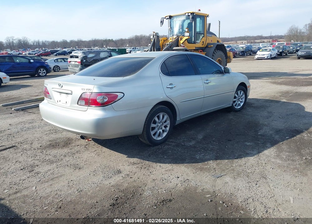2004 LEXUS ES 330 VIN: JTHBA30G545017095