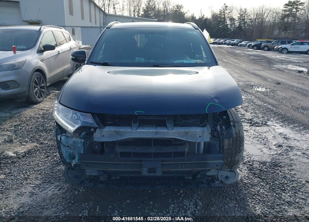 2018 MITSUBISHI OUTLANDER LE VIN: JA4AZ3A38JZ026602