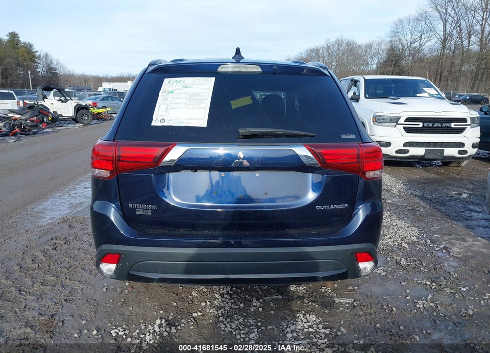 2018 MITSUBISHI OUTLANDER LE VIN: JA4AZ3A38JZ026602
