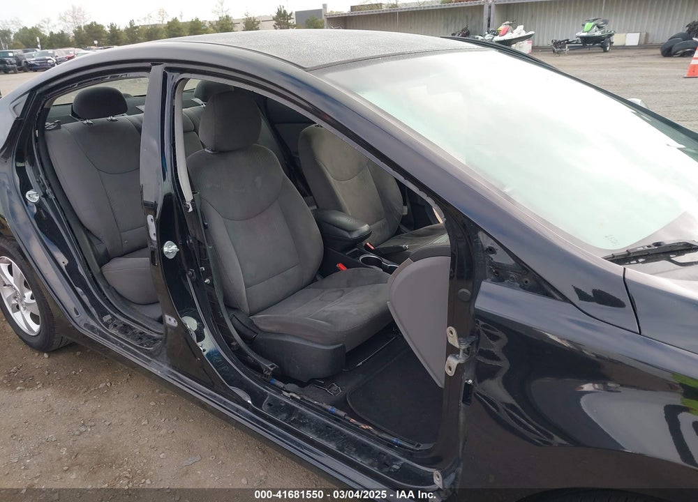2015 HYUNDAI ELANTRA VIN: 5NPDH4AE5FH620513