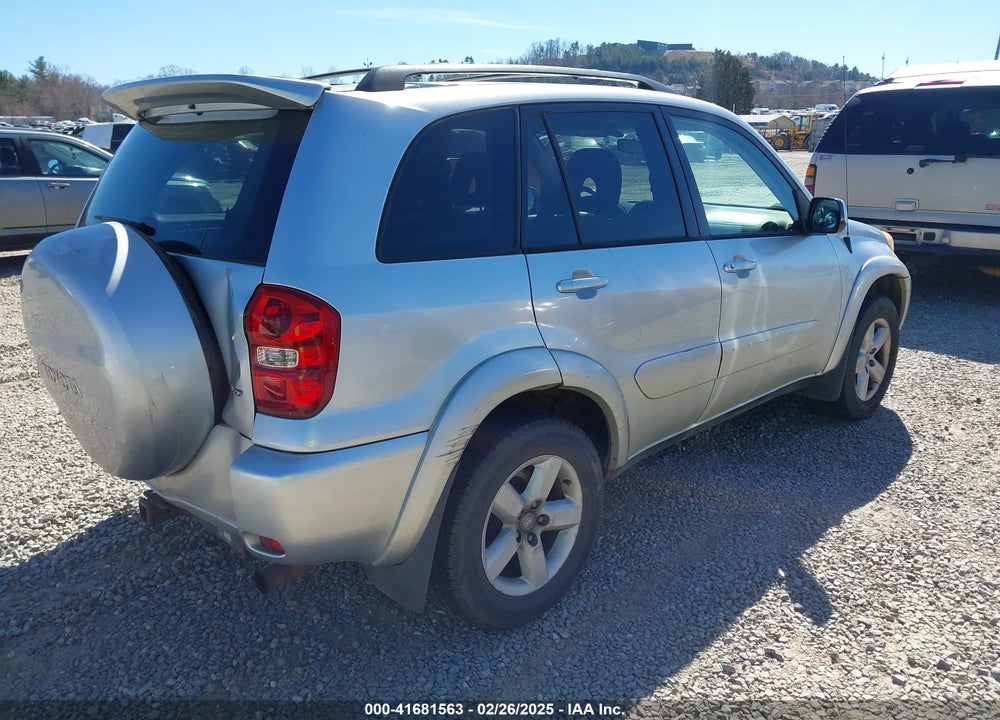 2005 TOYOTA RAV4 VIN: JTEHD20V050040077