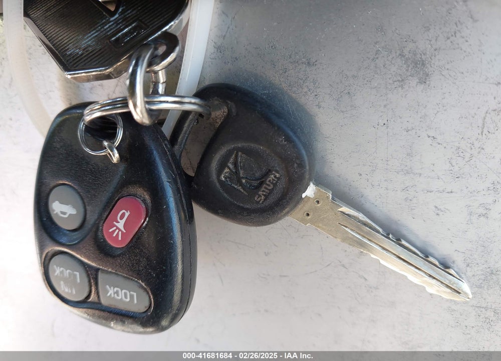 2002 SATURN S-SERIES SL2 VIN: 1G8ZK52722Z103373