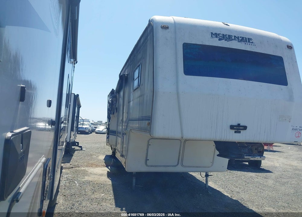 1999 MONACO OTHER VIN: 4K0311H25X3993569