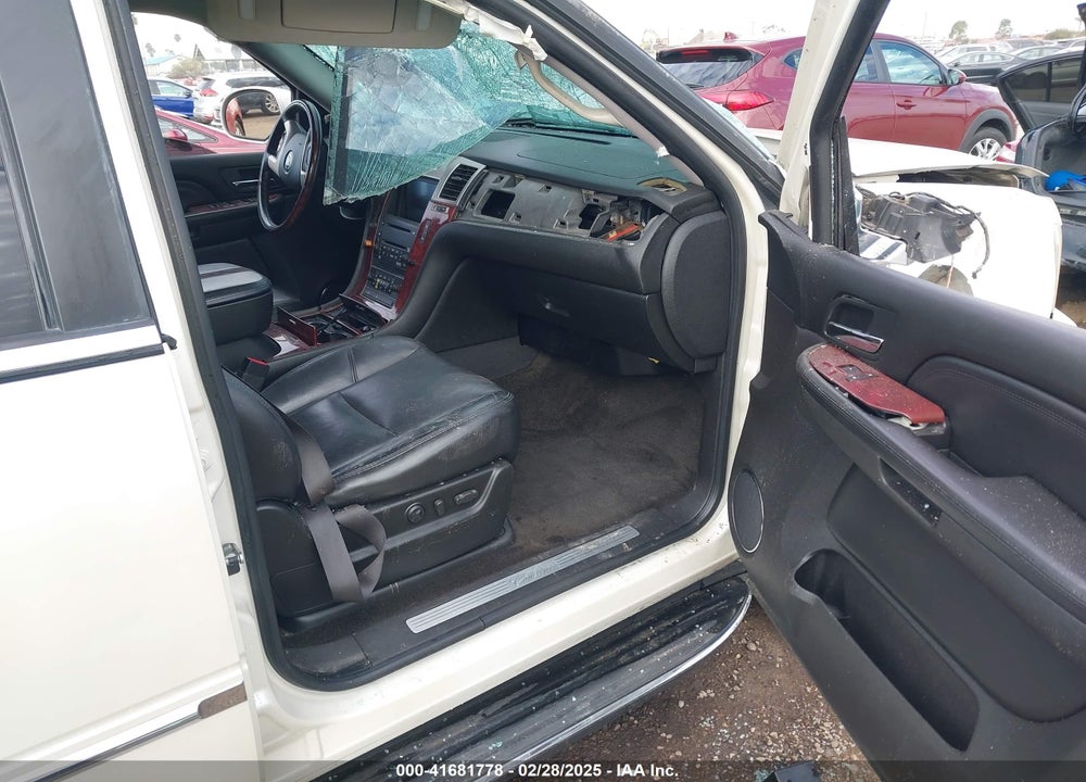 2007 CADILLAC ESCALADE STANDARD VIN: 1GYEC63887R399192