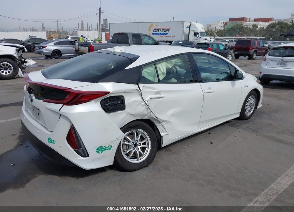 2017 TOYOTA PRIUS PRIME VIN: JTDKARFP1H3027989
