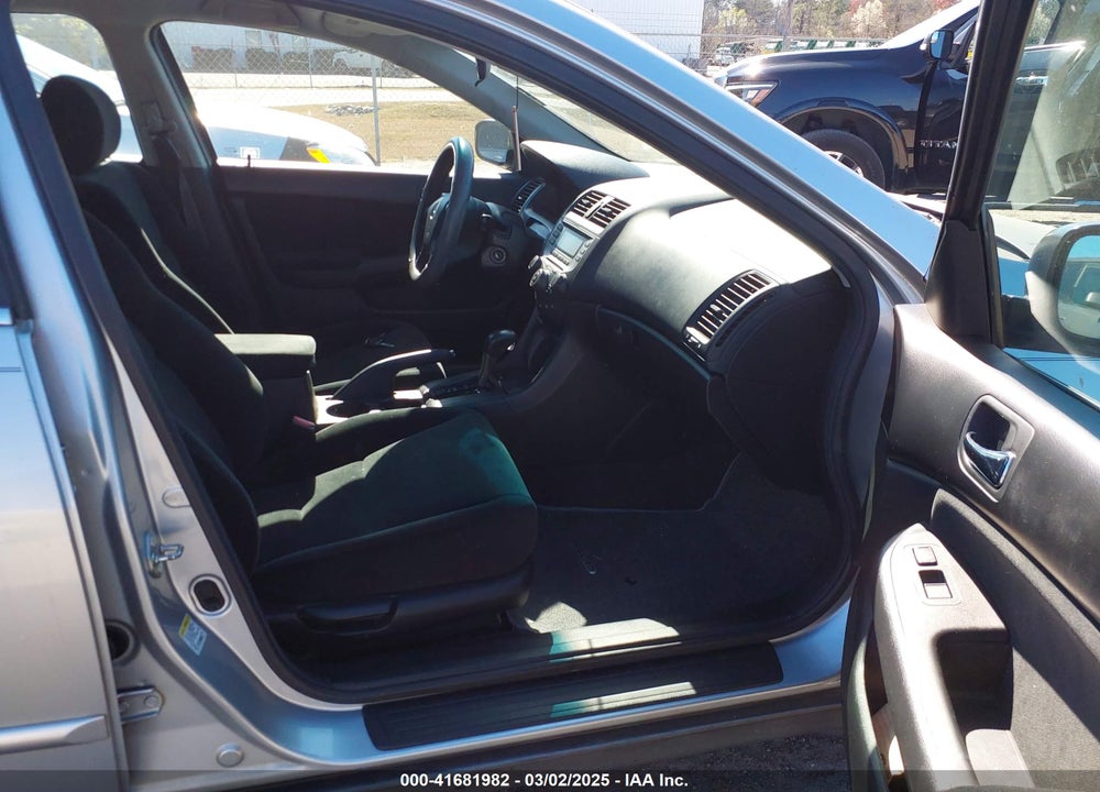 2006 HONDA ACCORD VIN: 1HGCM56456A006650