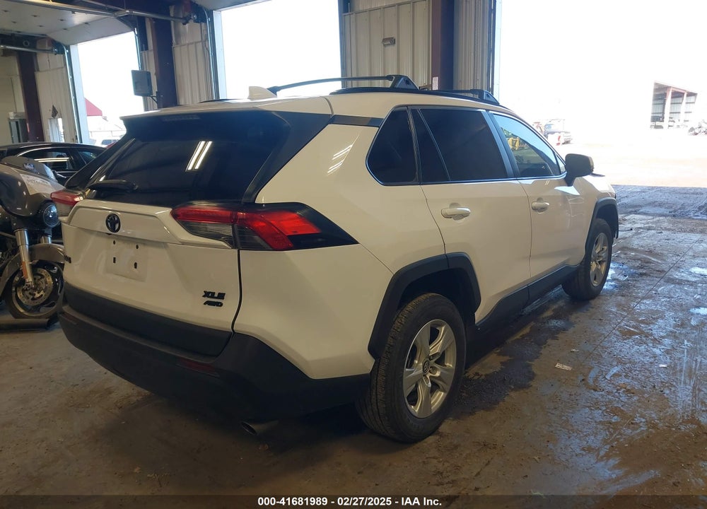 2020 TOYOTA RAV4 VIN: 2T3P1RFV4LW103621