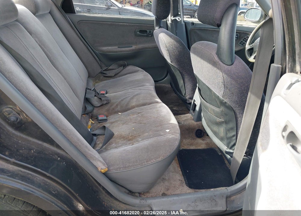 1994 HONDA CIVIC LX VIN: JHMEG8657RS014237