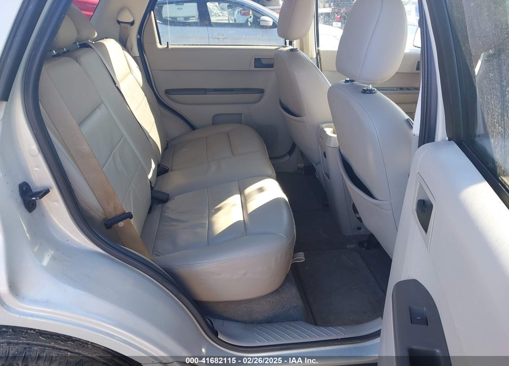 2008 FORD ESCAPE XLT VIN: 1FMCU93148KA91327