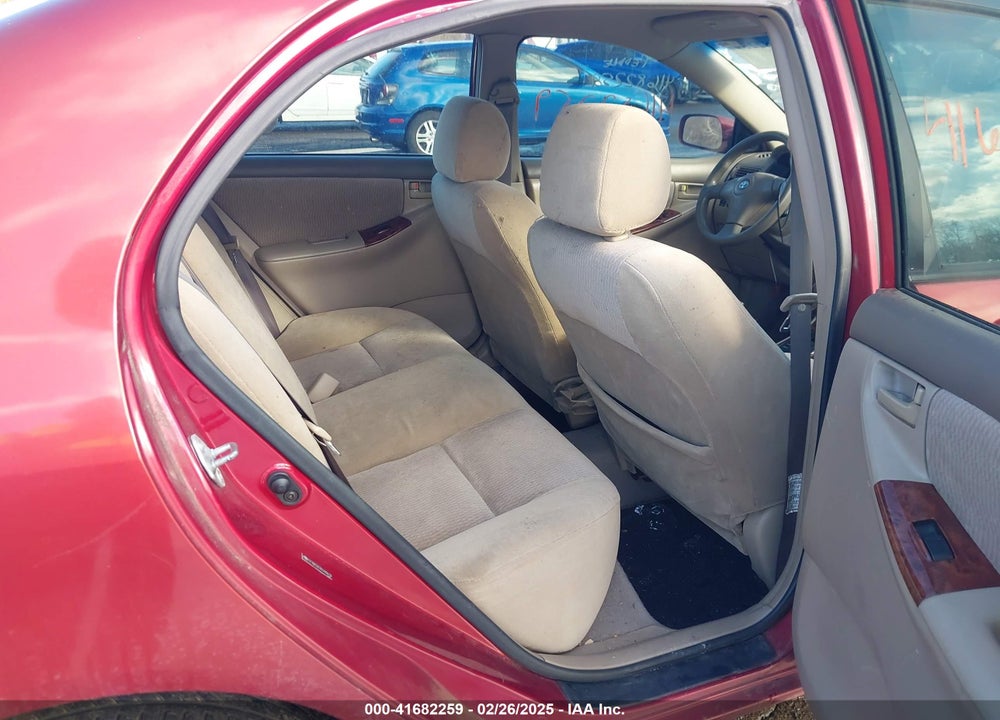 2005 TOYOTA COROLLA LE VIN: 2T1BR32E95C499418