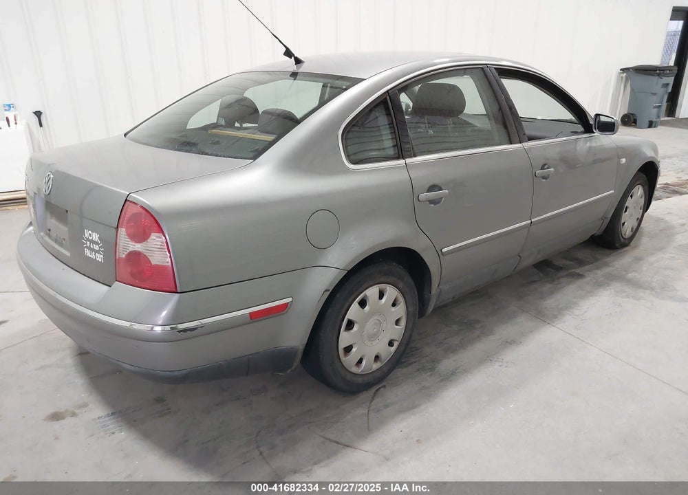 2004 VOLKSWAGEN PASSAT GLS VIN: WVWPD63B24E132950