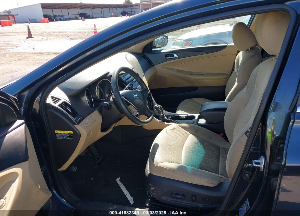 2013 HYUNDAI SONATA VIN: 5NPEB4AC6DH523077
