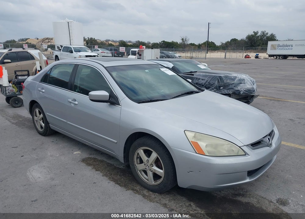 2003 HONDA ACCORD 2.4 EX VIN: JHMCM56673C076746