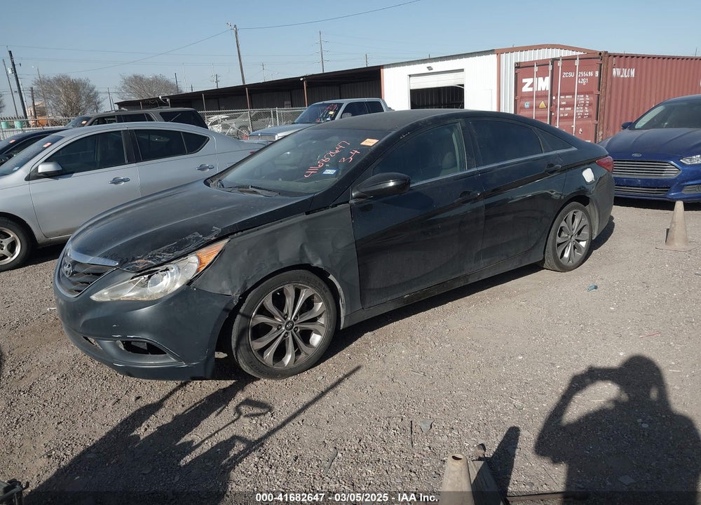 2011 HYUNDAI SONATA VIN: 5NPEB4AC9BH109353