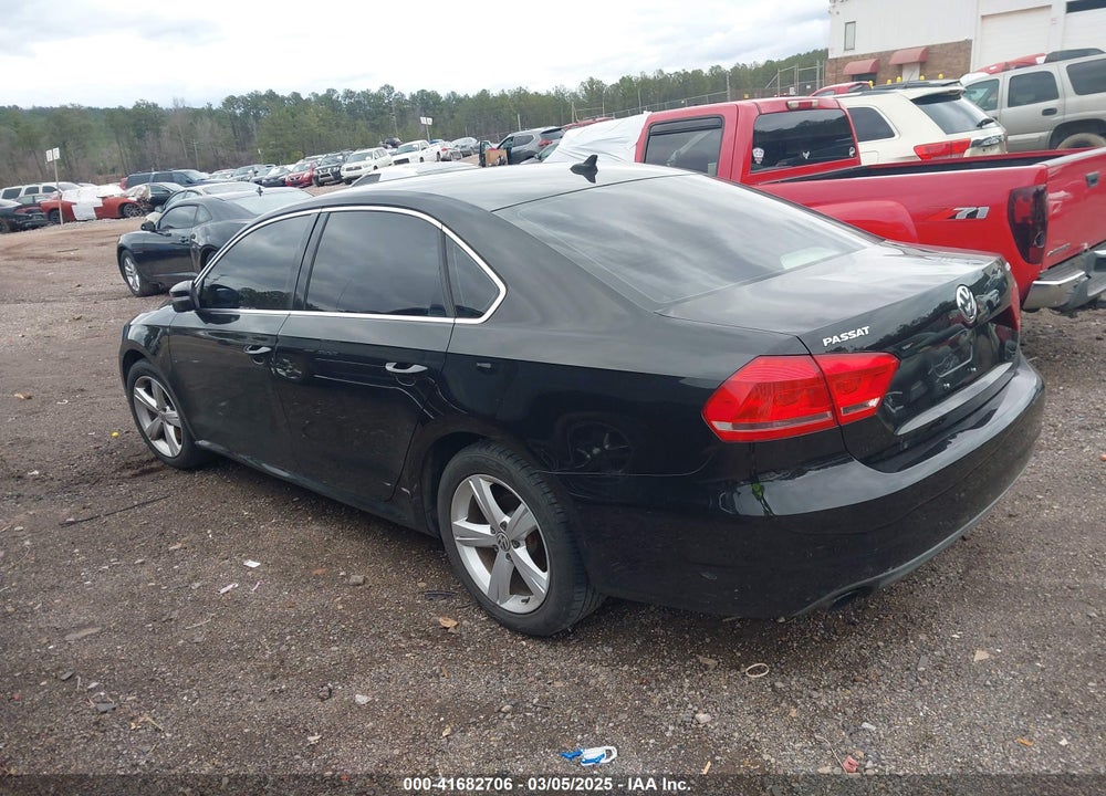 2014 VOLKSWAGEN PASSAT VIN: 1VWBT7A36EC093451