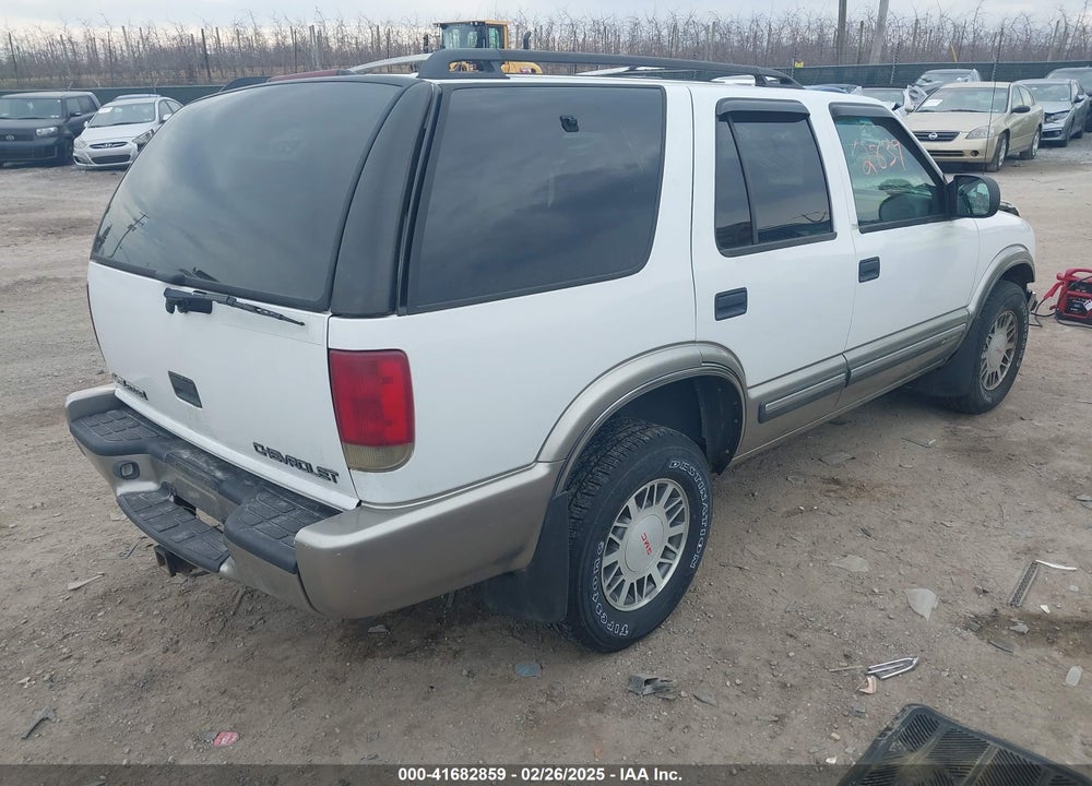 2000 CHEVROLET BLAZER LT VIN: 1GNDT13W9Y2361409