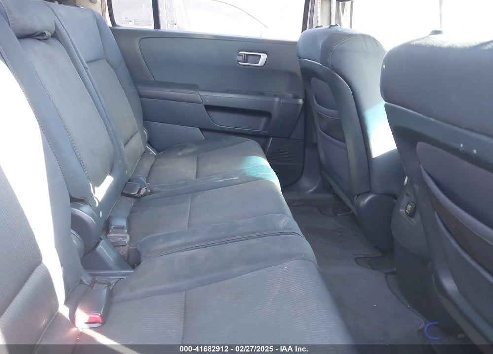 2009 HONDA PILOT VIN: 5FNYF38409B011363