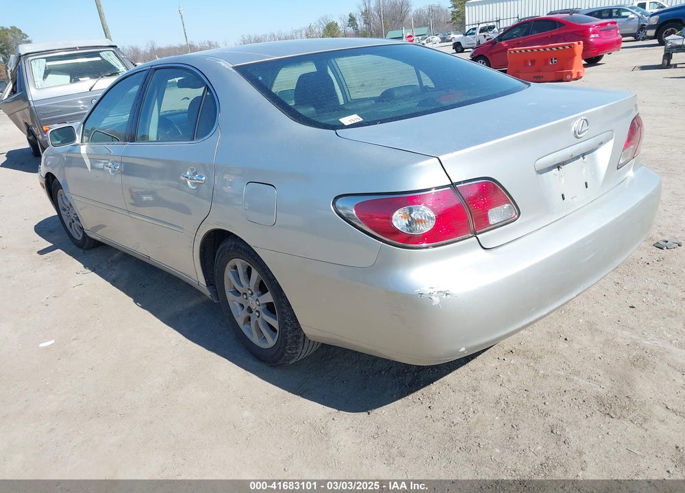 2002 LEXUS ES 300 VIN: JTHBF30G520034846
