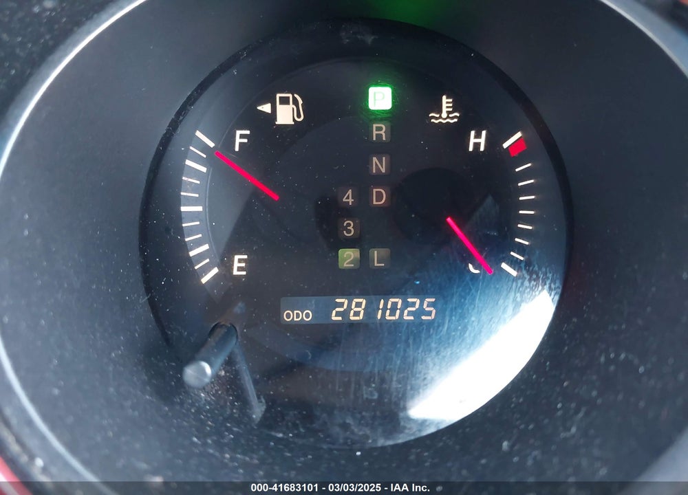 2002 LEXUS ES 300 VIN: JTHBF30G520034846