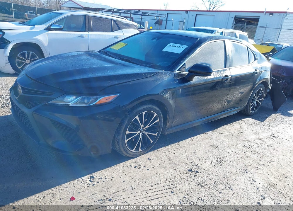 2019 TOYOTA CAMRY VIN: 4T1B11HK4KU727375