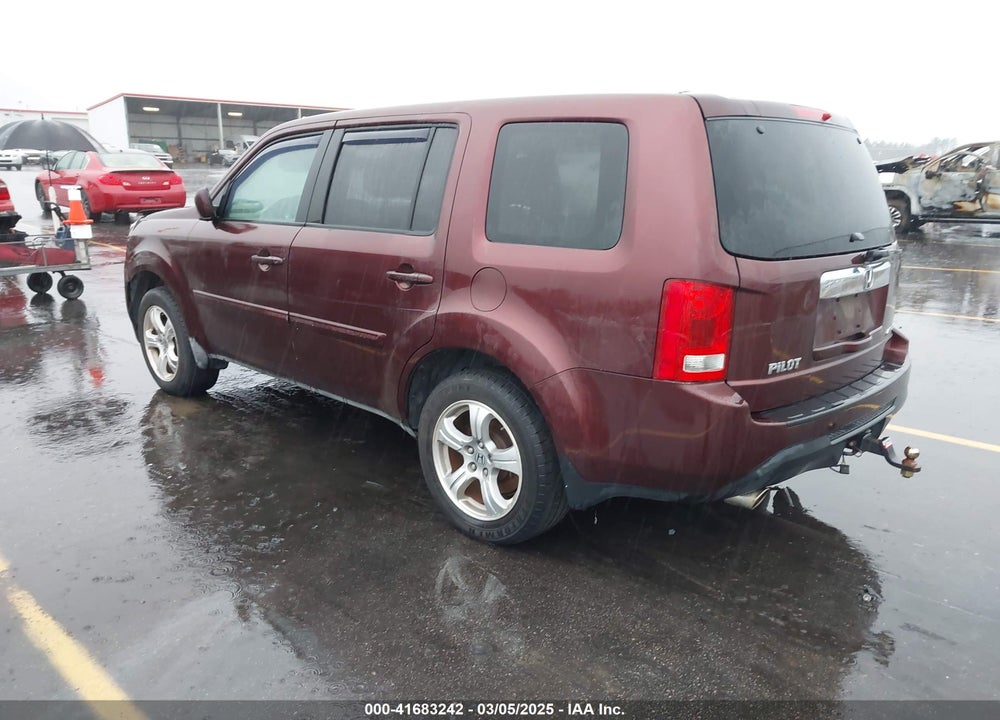 2012 HONDA PILOT EX VIN: 5FNYF4H40CB049737