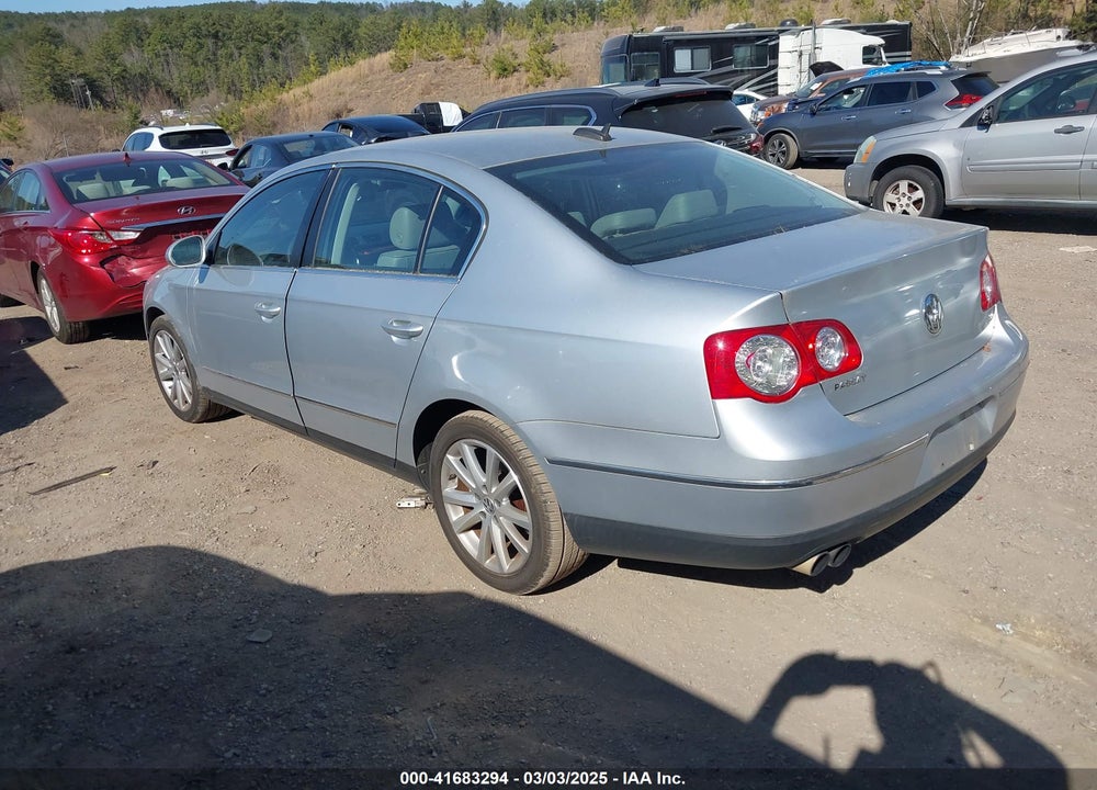 2006 VOLKSWAGEN PASSAT VIN: WVWEU73C76P130608