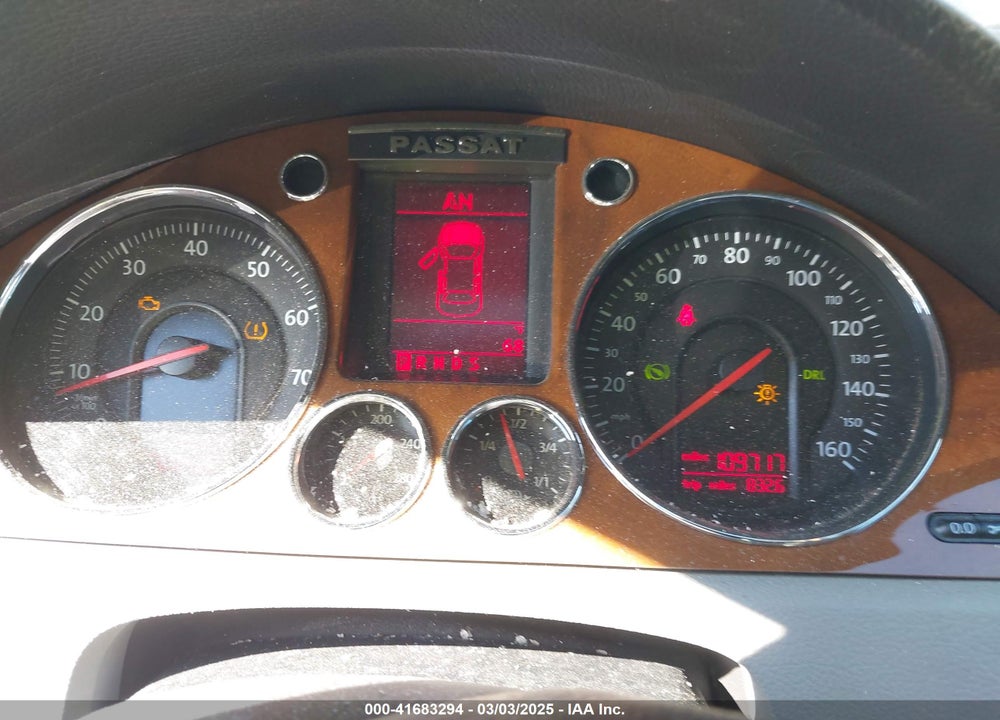 2006 VOLKSWAGEN PASSAT VIN: WVWEU73C76P130608