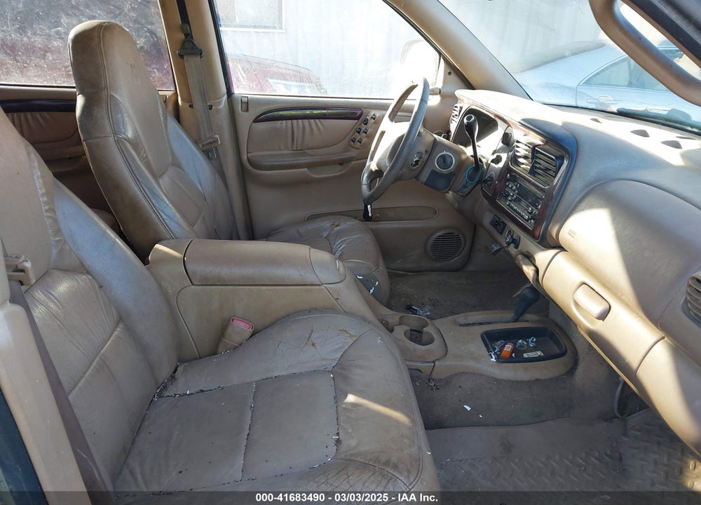 2000 DODGE DURANGO VIN: 1B4HS28N7YF138195