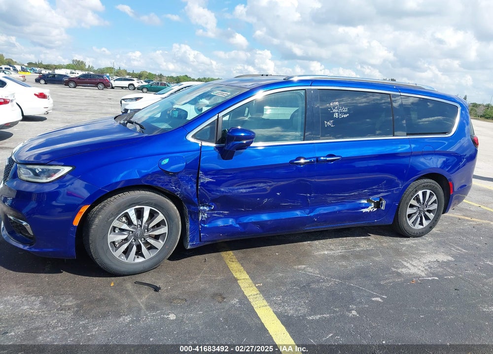 2021 CHRYSLER PACIFICA VIN: 2C4RC1L77MR590030