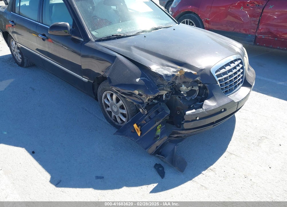 2005 KIA AMANTI VIN: KNALD124355061924