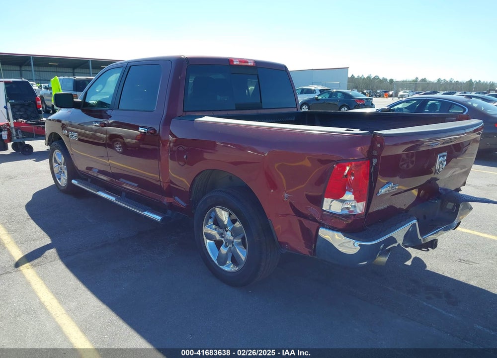 2017 RAM 1500 VIN: 3C6RR6LT9HG584399