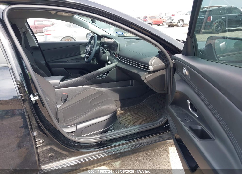 2023 HYUNDAI ELANTRA SEL VIN: KMHLS4AGXPU398410