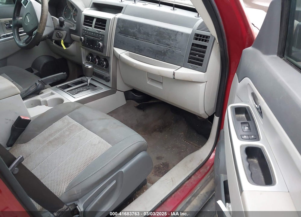 2008 JEEP LIBERTY VIN: 1J8GP58K38W103797