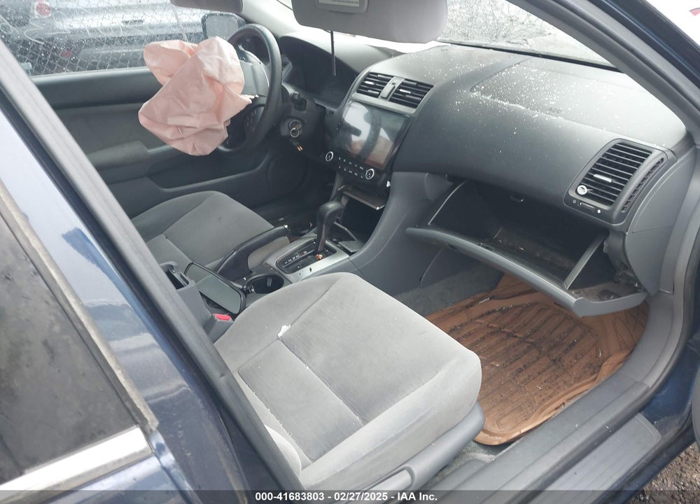 2007 HONDA ACCORD VIN: 1HGCM56777A198083