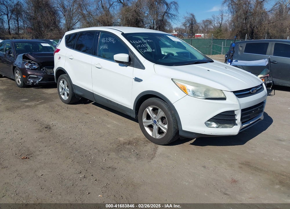 2015 FORD ESCAPE SE VIN: 1FMCU9GX4FUA45853