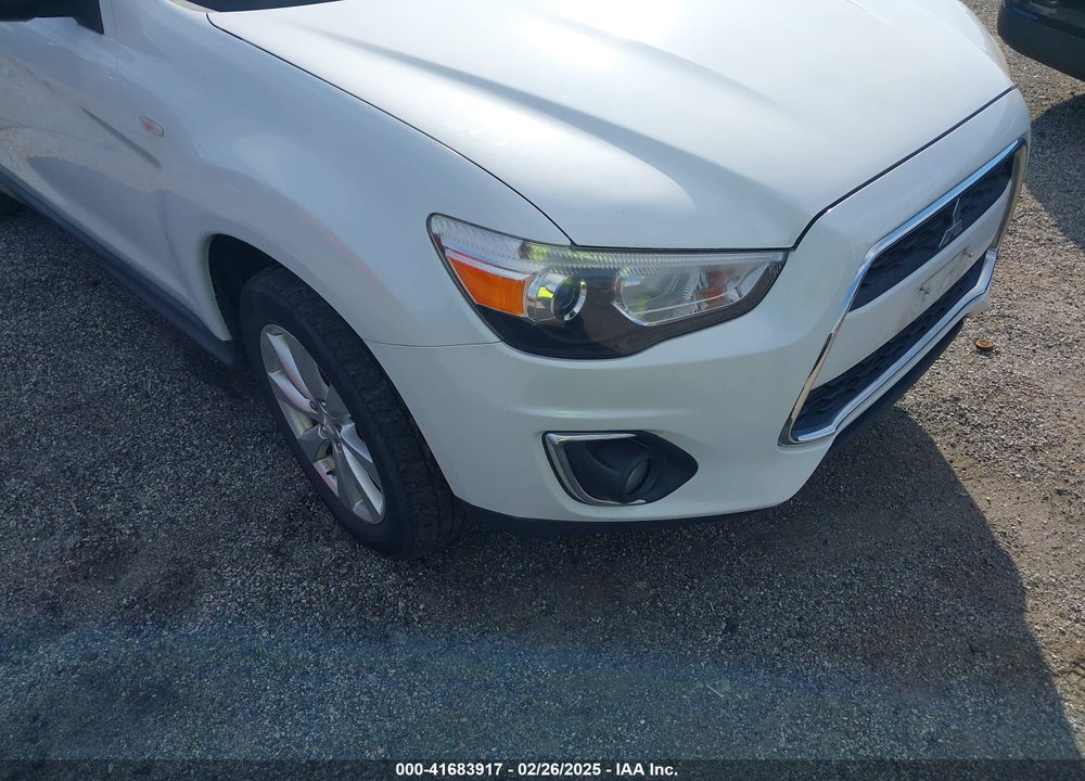 2015 MITSUBISHI OUTLANDER SPORT ES VIN: 4A4AR3AU5FE017054