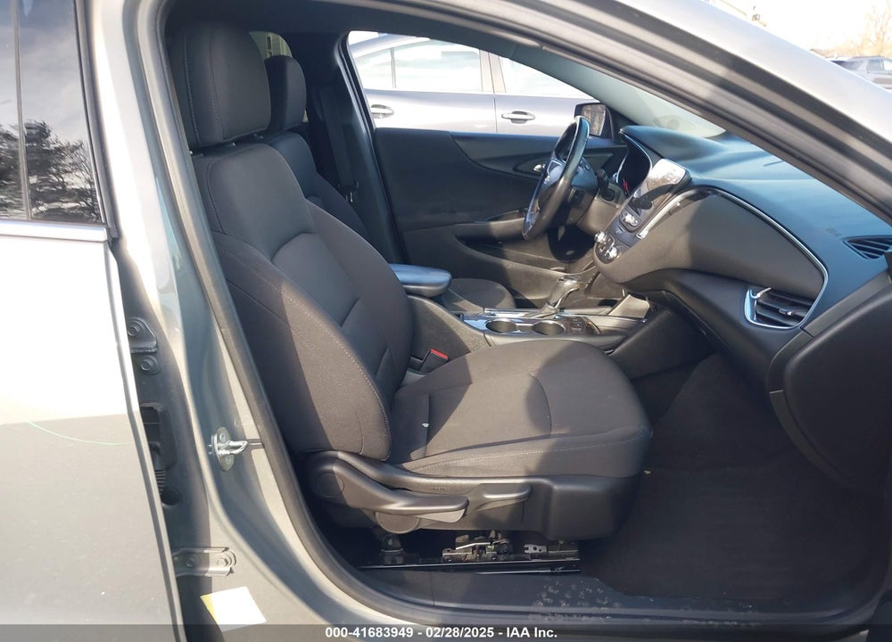 2018 CHEVROLET MALIBU VIN: 1G1ZD5ST6JF222680