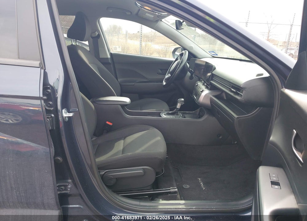 2024 HYUNDAI KONA SEL VIN: KM8HB3AB8RU047695