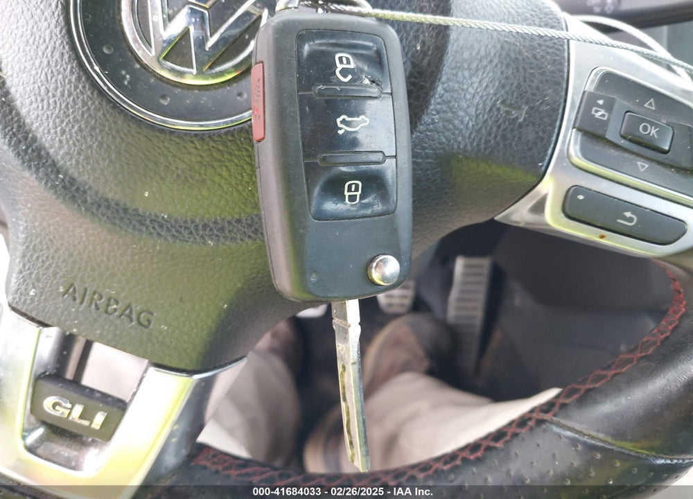 2012 VOLKSWAGEN JETTA VIN: 3VW567AJ8CM366548