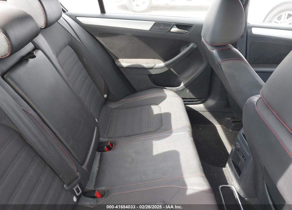 2012 VOLKSWAGEN JETTA VIN: 3VW567AJ8CM366548