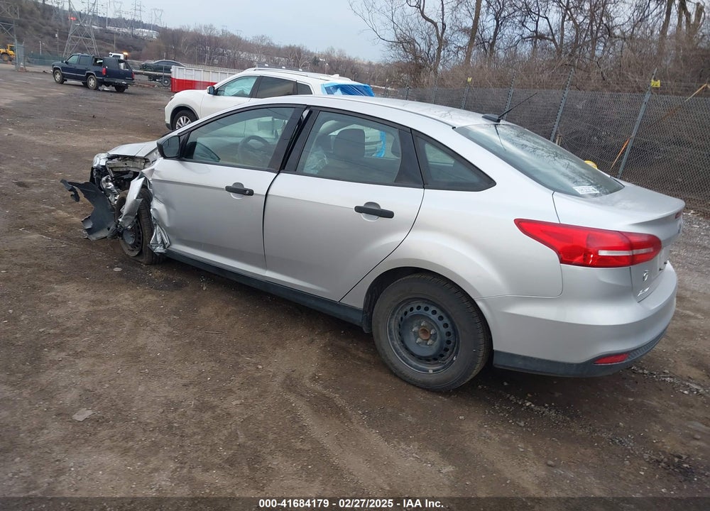 2017 FORD FOCUS VIN: 1FADP3E20HL293875