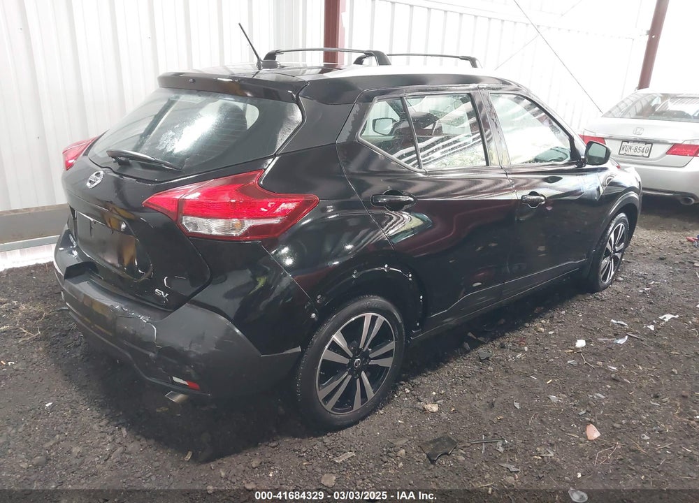 2019 NISSAN KICKS SV VIN: 3N1CP5CU6KL554818
